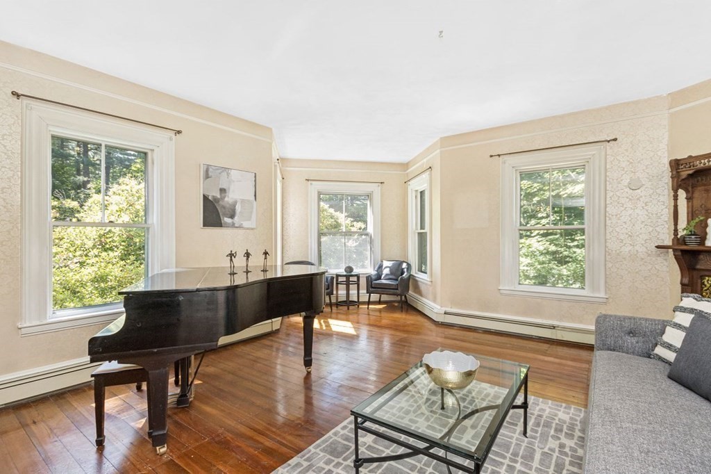 43 Upland Road Sharon, MA 02067 - Photo 4 of 32 Gallery Image 4
