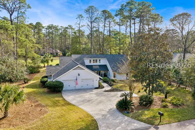 $950,000 | 82 Saw Timber Drive, Hilton Head Island, SC 29926