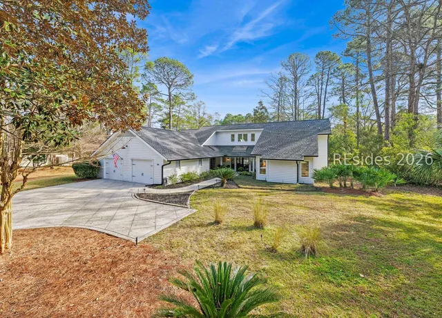 $950,000 | 82 Saw Timber Drive, Hilton Head Island, SC 29926