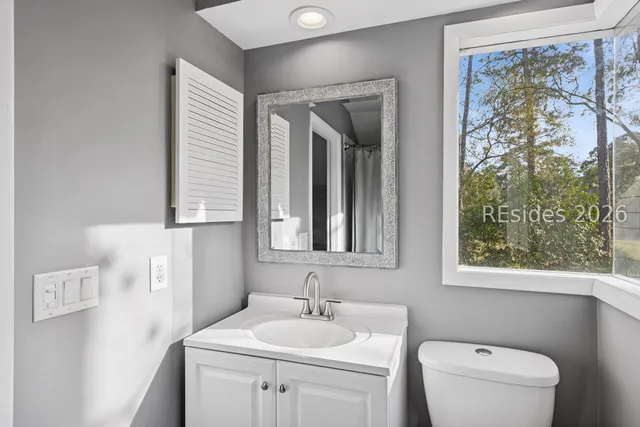 $950,000 | 82 Saw Timber Drive, Hilton Head Island, SC 29926