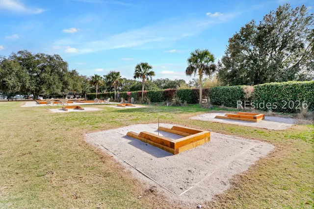 $950,000 | 82 Saw Timber Drive, Hilton Head Island, SC 29926