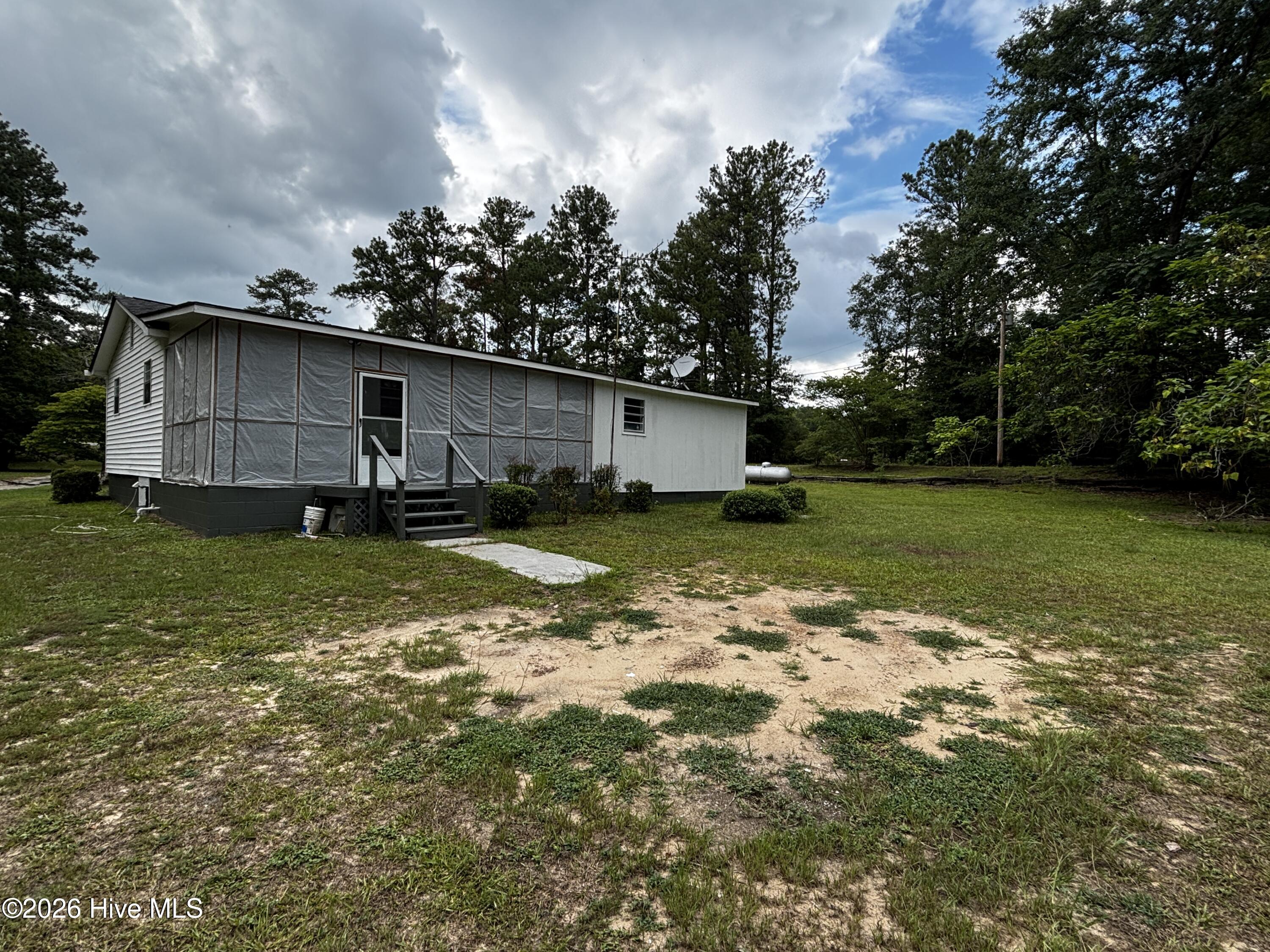 5494 Huff's Bridge Road Dearing, GA 30808 - Photo 4 of 29