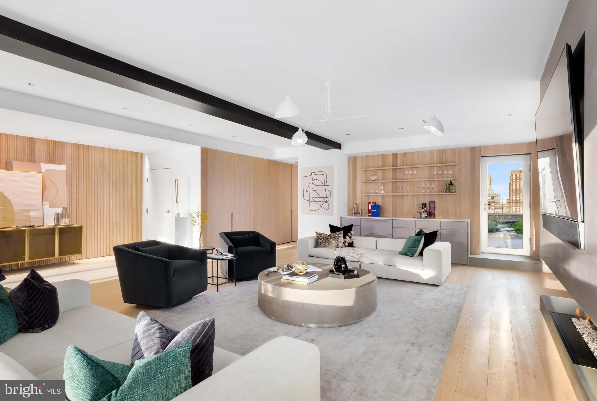 220 West Rittenhouse Square, Unit 24 Philadelphia, PA 19103 - Photo 7 of 68