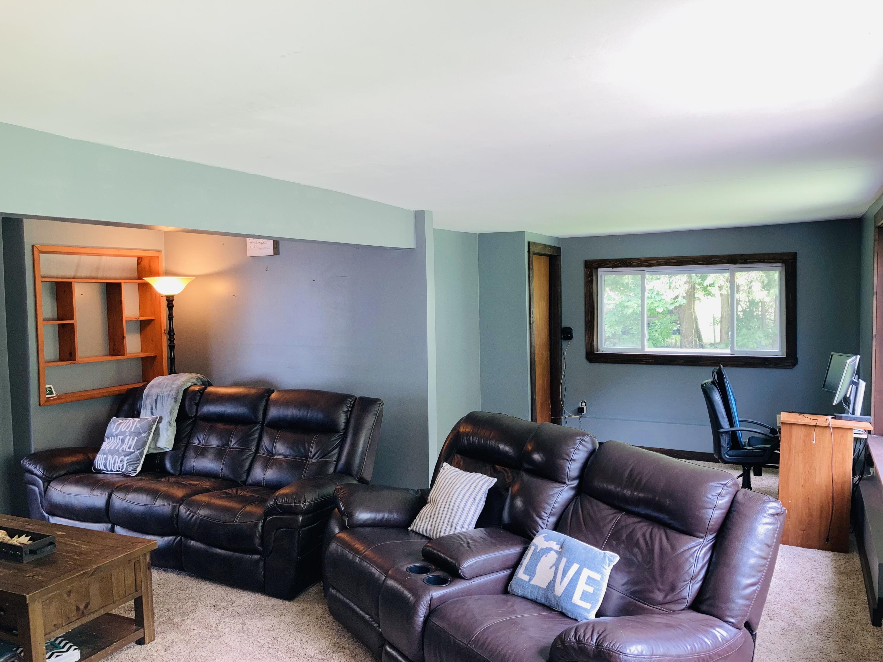 512 East Church Avenue Reed City, MI 49677 - Photo 12 of 32 Living Room 2