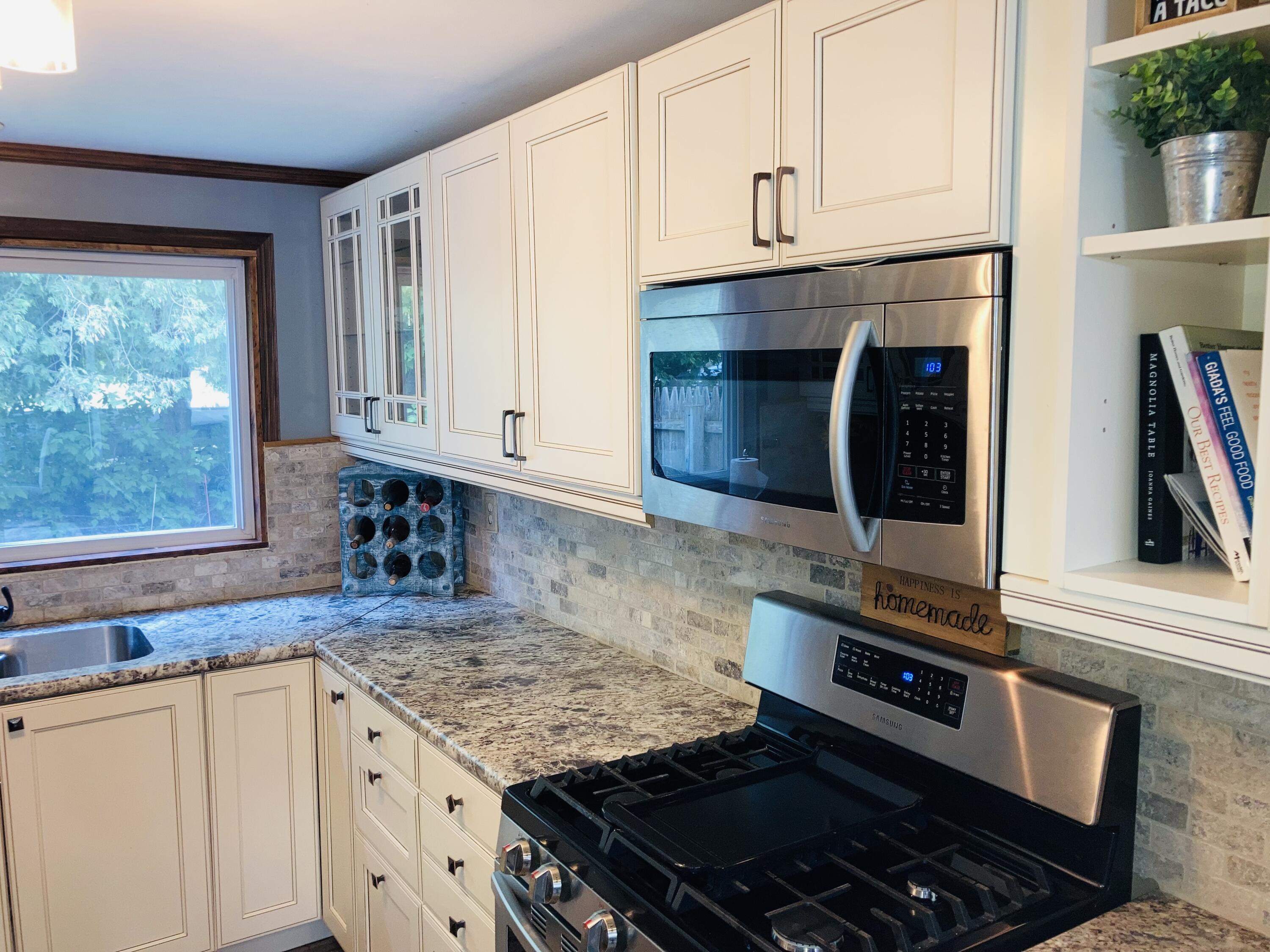 512 East Church Avenue Reed City, MI 49677 - Photo 8 of 32 Kitchen 2