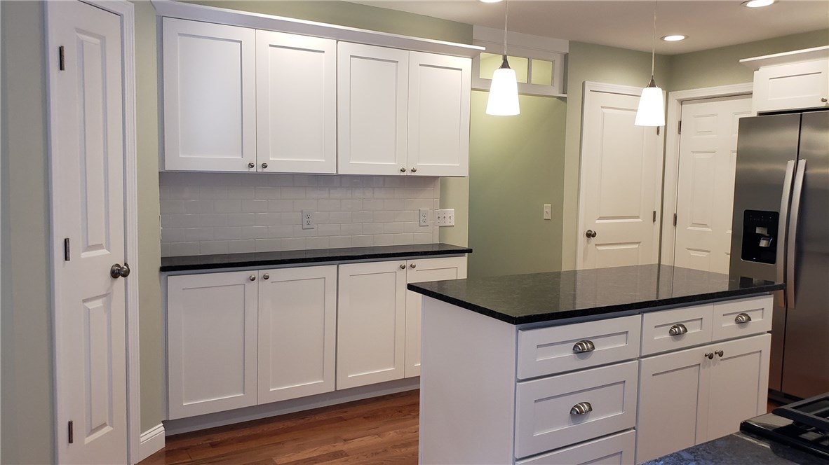 88 Phillip Avenue Cumberland, RI 02864 - Photo 6 of 8