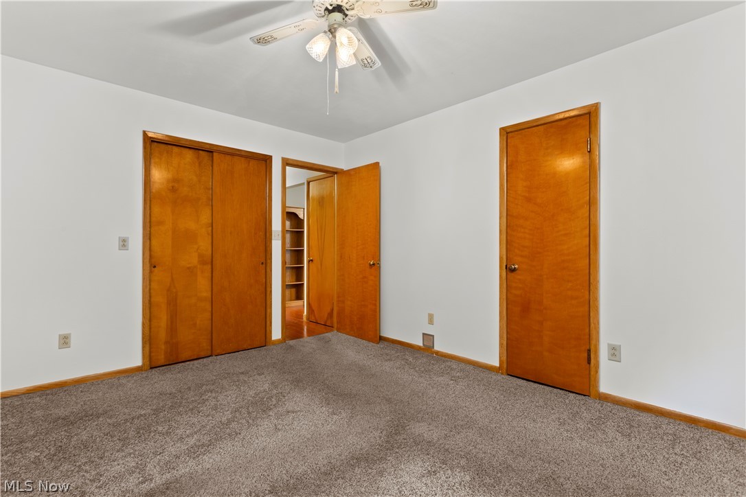 22490 Mastick Road Fairview Park, OH 44126 - Photo 16 of 35
