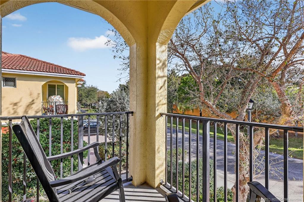 61 Southeast Palermo, Unit 204 Stuart, FL 34994 - Photo 11 of 32 Relax ans enjoy the private balcony space.