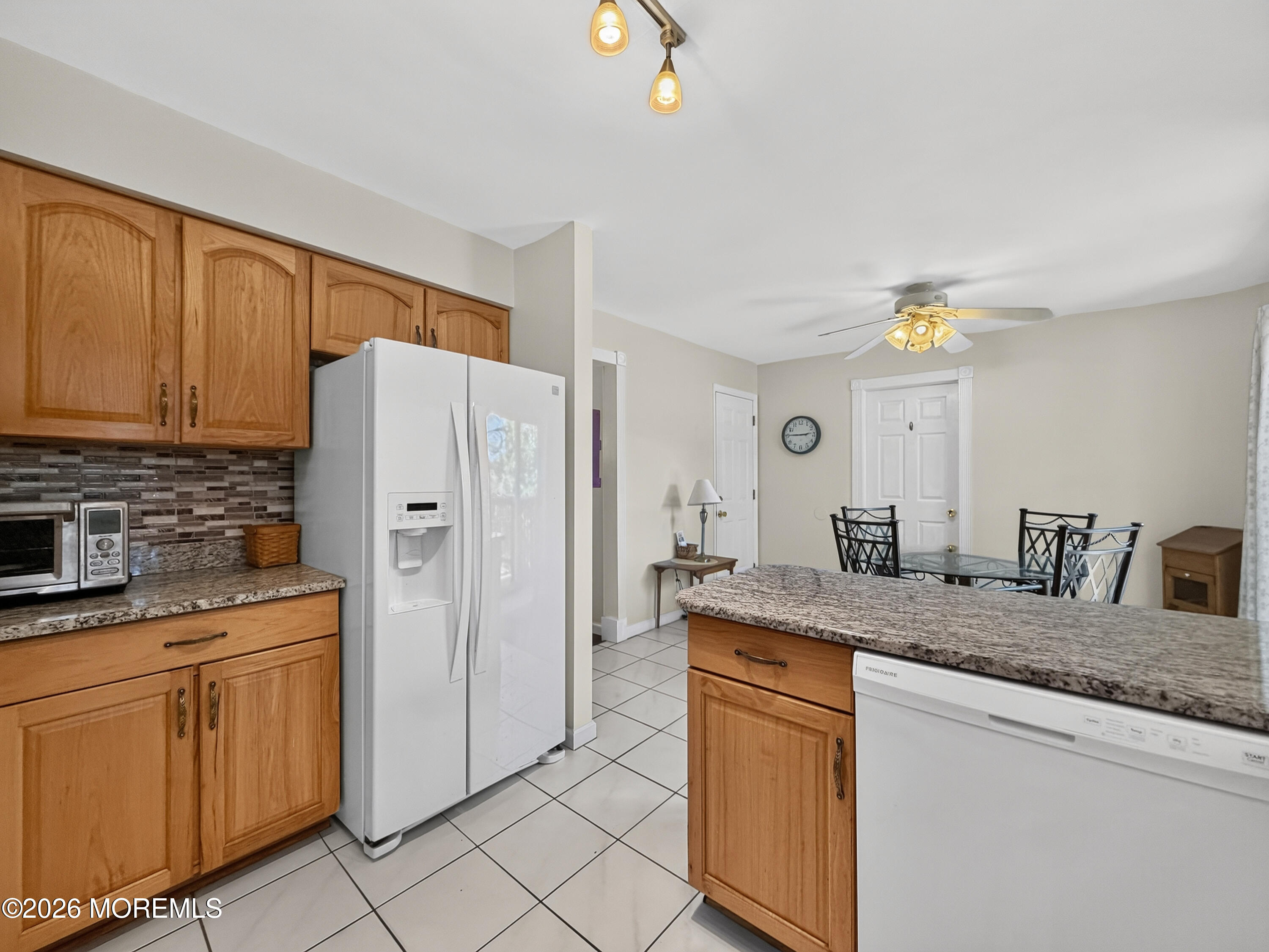 25 Rimwood Lane Howell, NJ 07731 - Photo 14 of 41 Kitchen