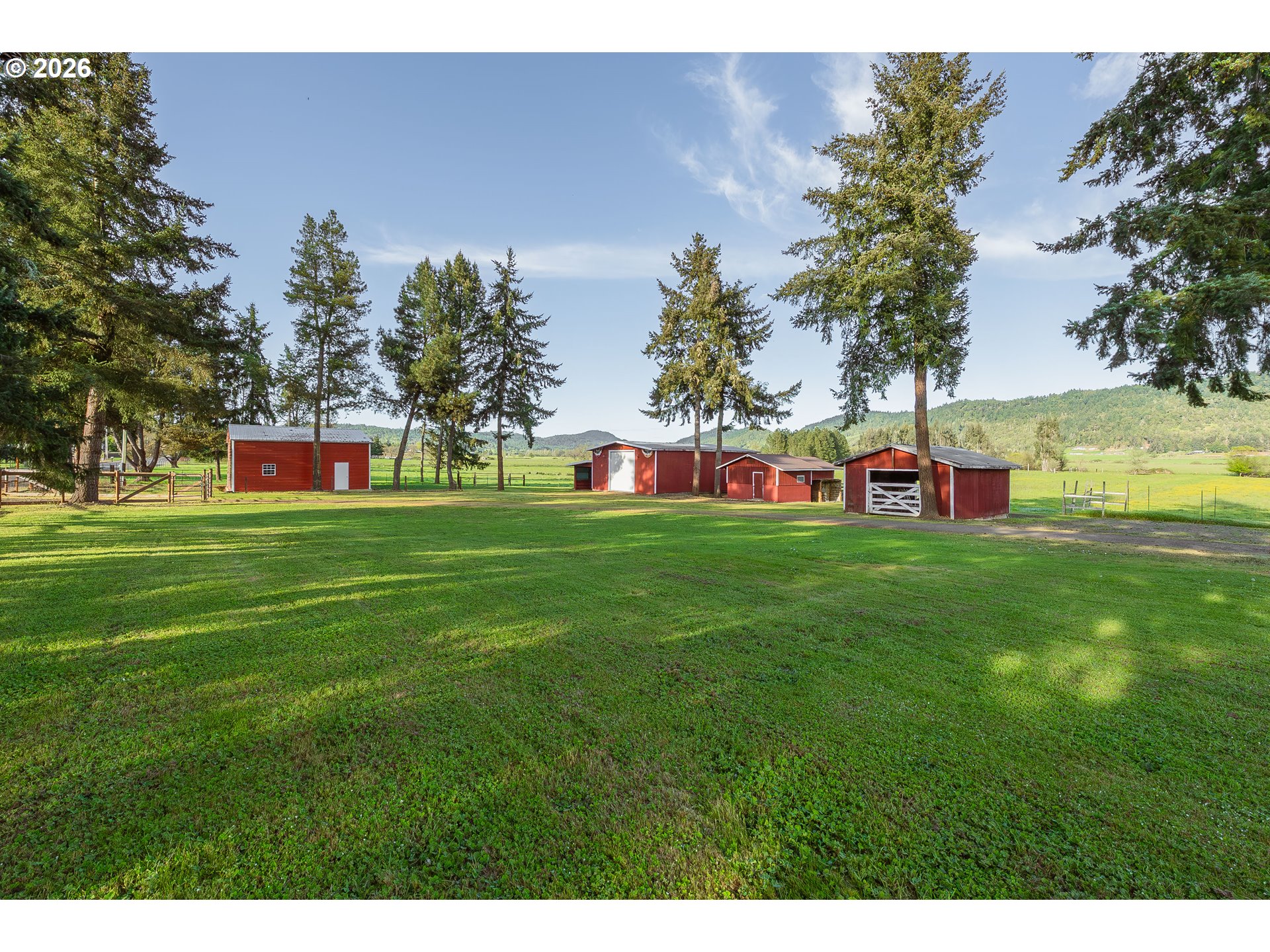 8160 Lookingglass Road Roseburg, OR 97471 - Photo 32 of 48