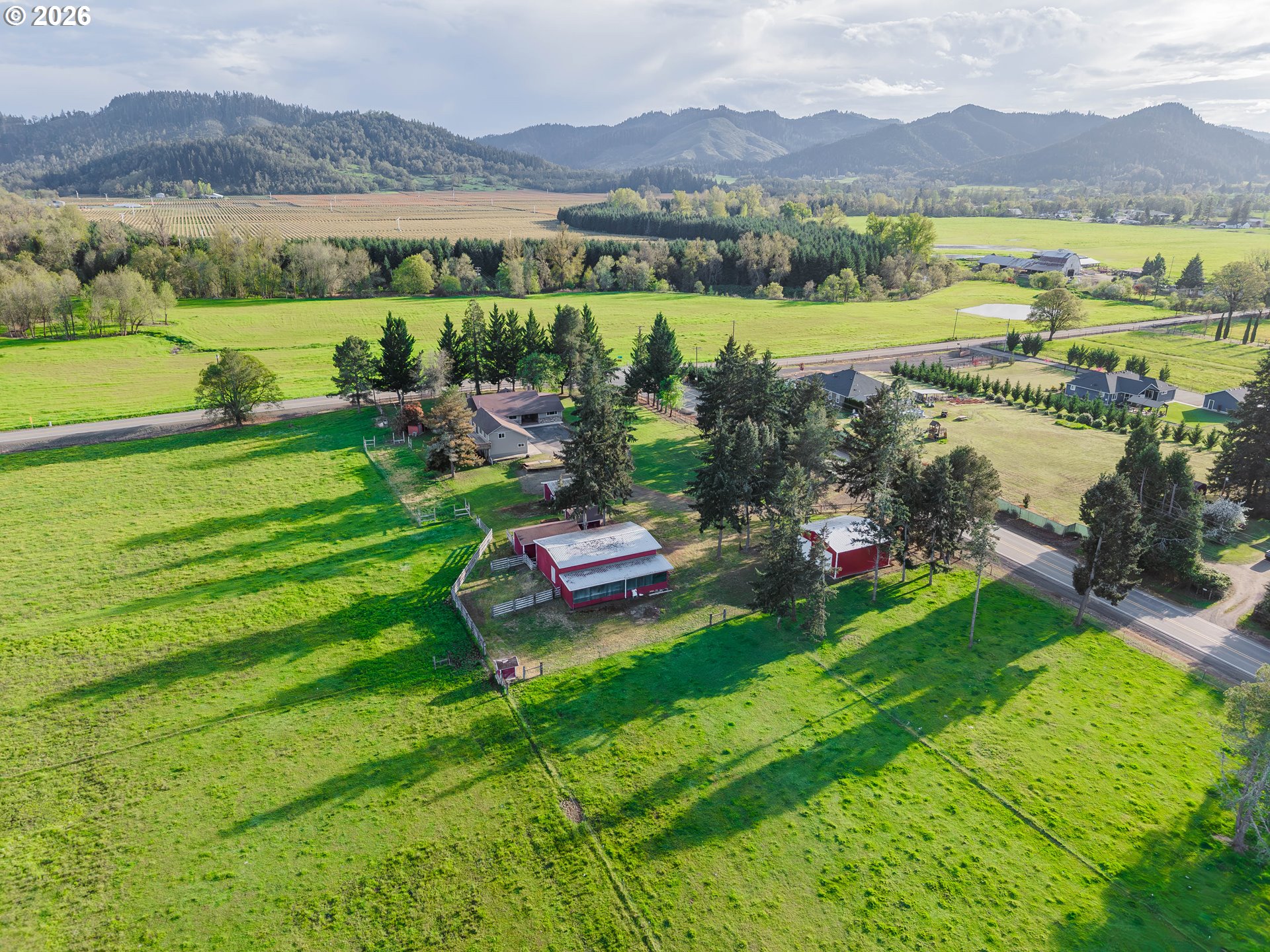 8160 Lookingglass Road Roseburg, OR 97471 - Photo 41 of 48