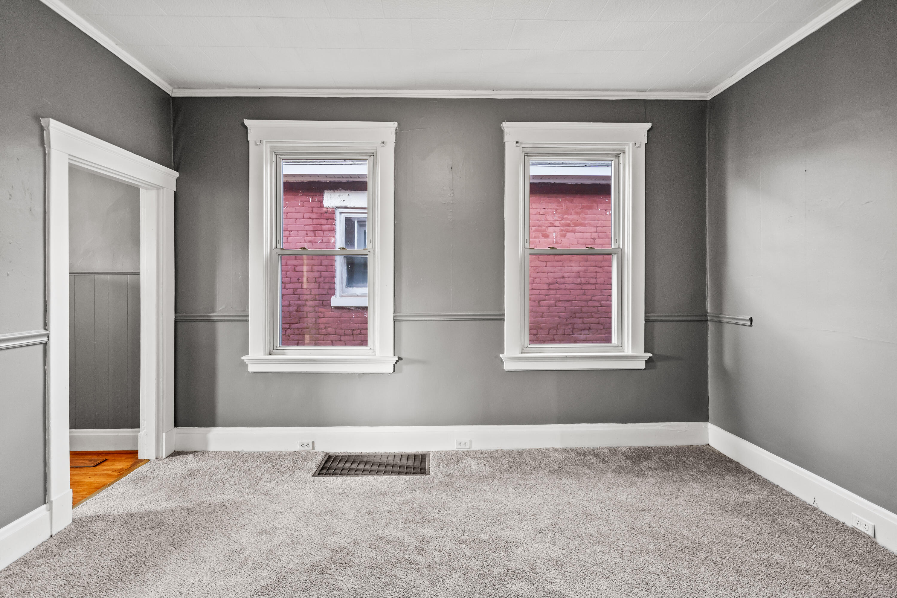 909 West 33rd Street Covington, KY 41015 - Photo 11 of 17 Gallery Image 11