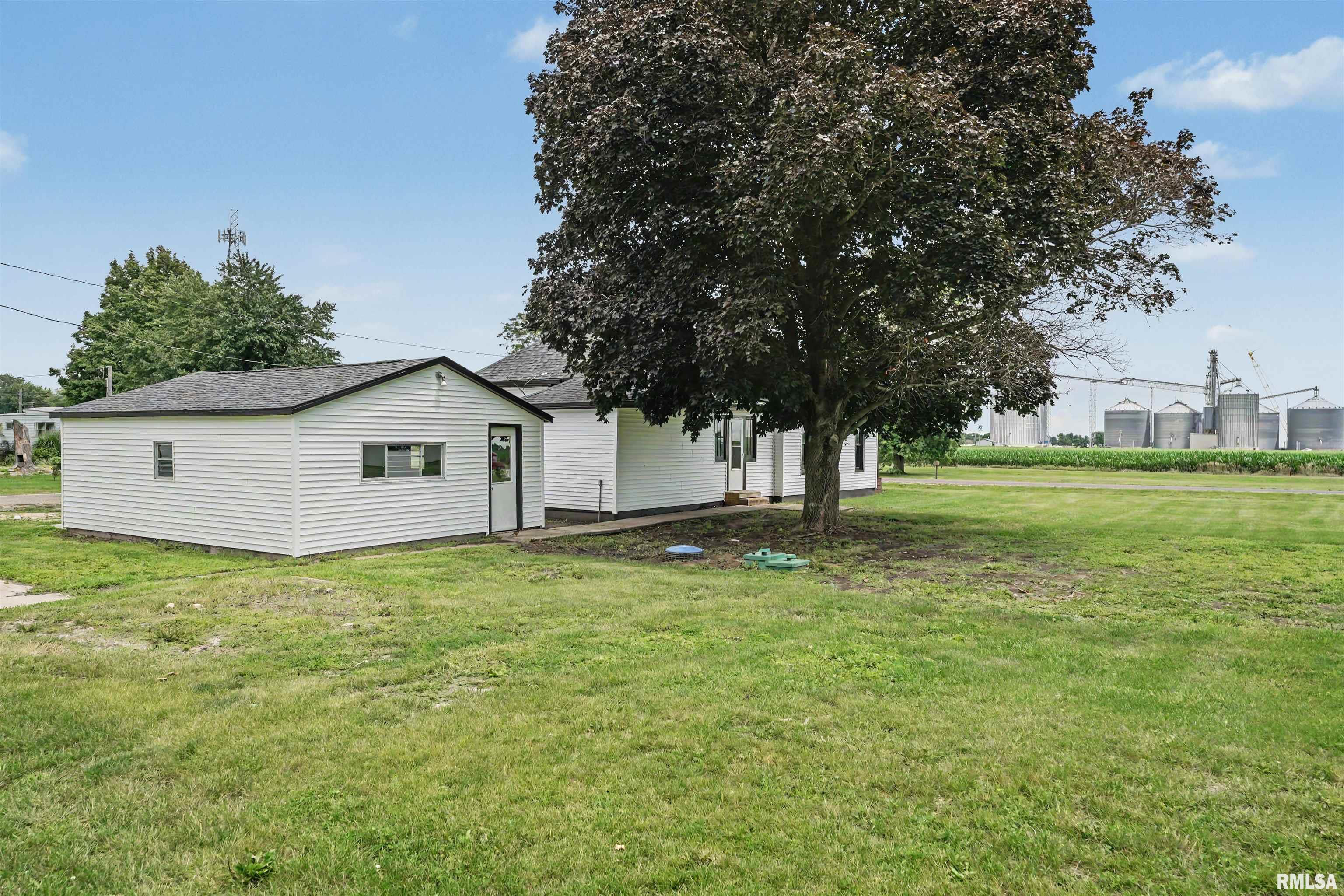 301 South Main Street Armington, IL 61721 - Photo 22 of 25