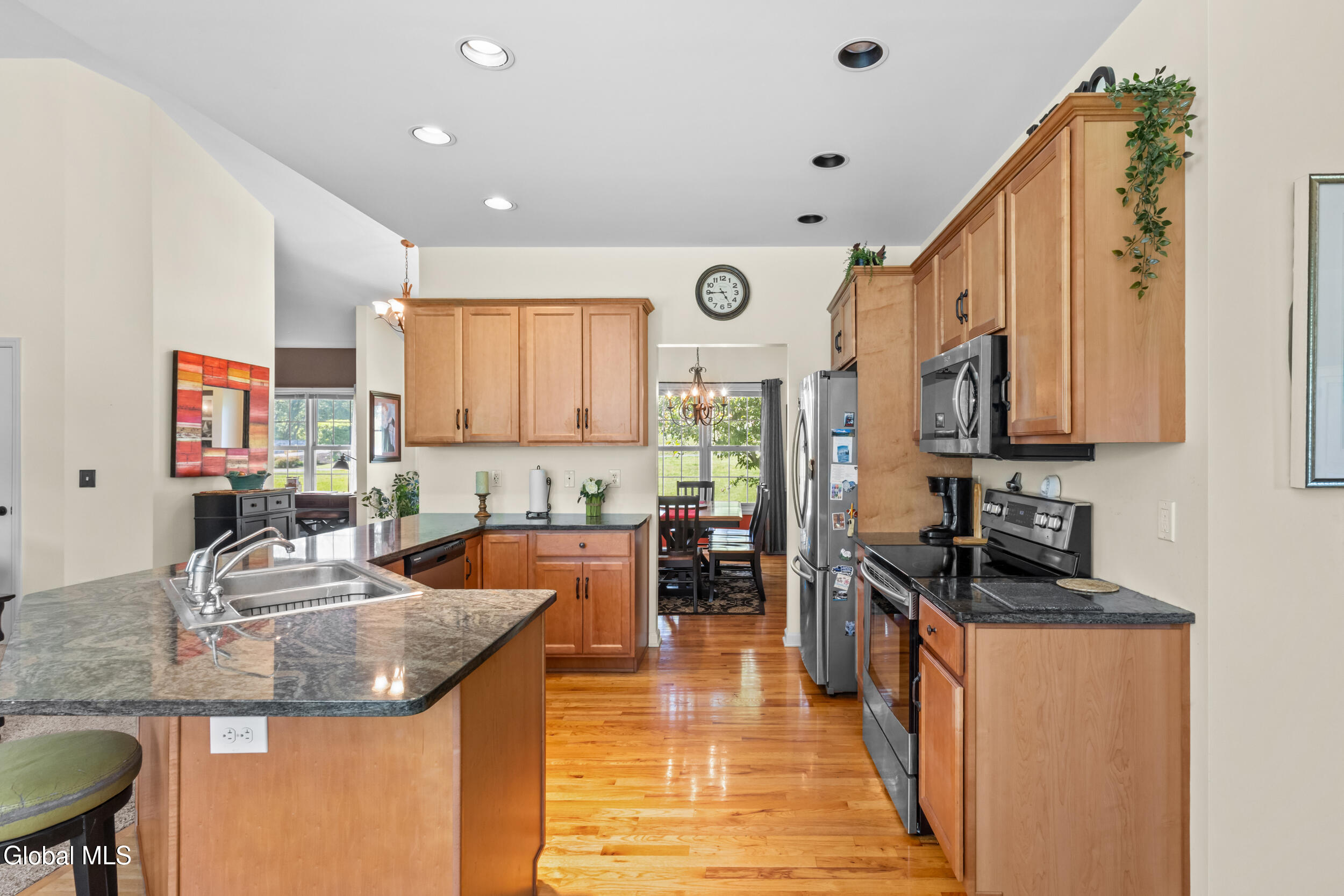 109 Abbey Road Poestenkill, NY 12140 - Photo 9 of 60 21__7__9471