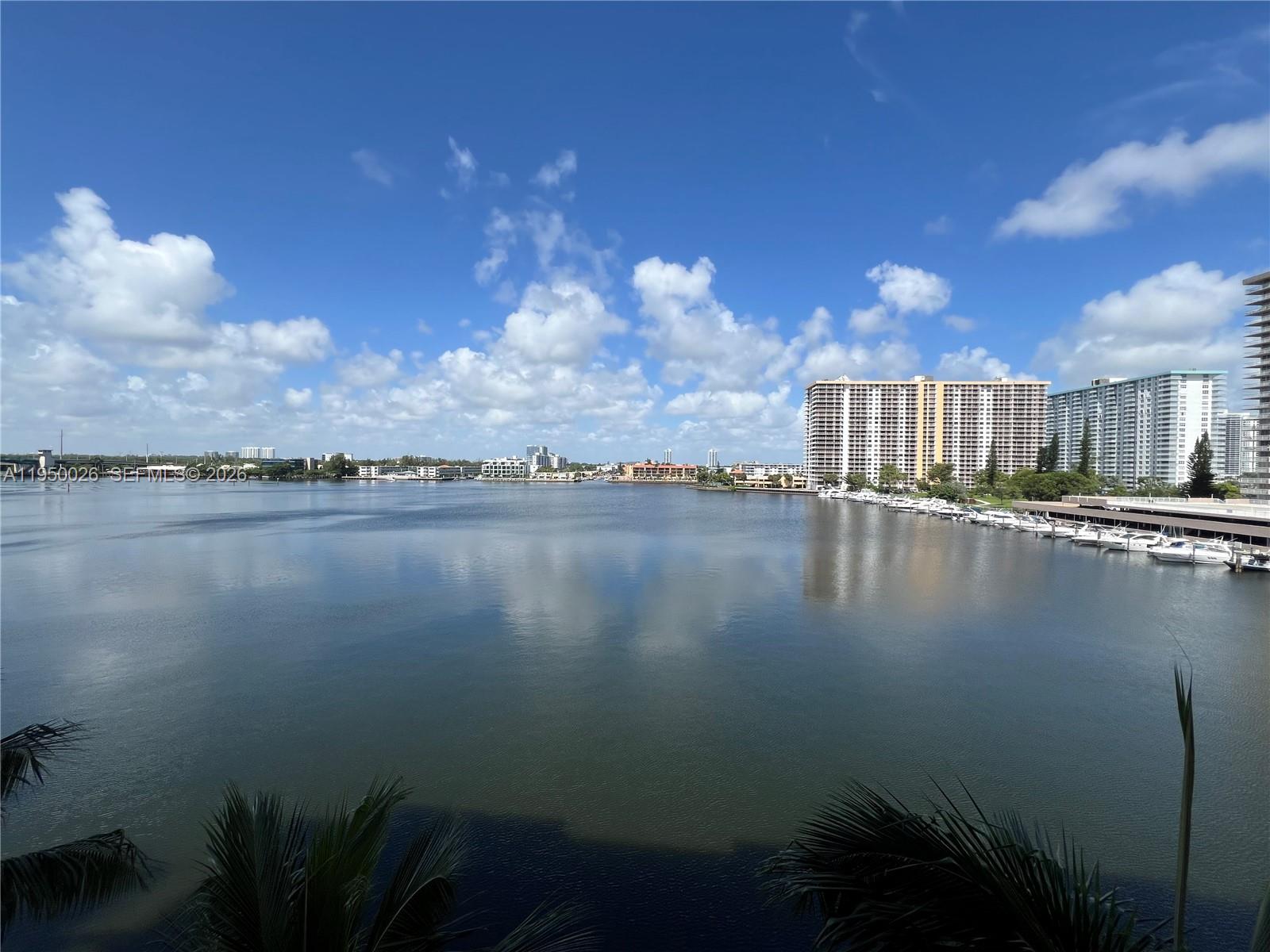 17150 North Bay Road, Unit 2504 Sunny Isles Beach, FL 33160 - Photo 14 of 82