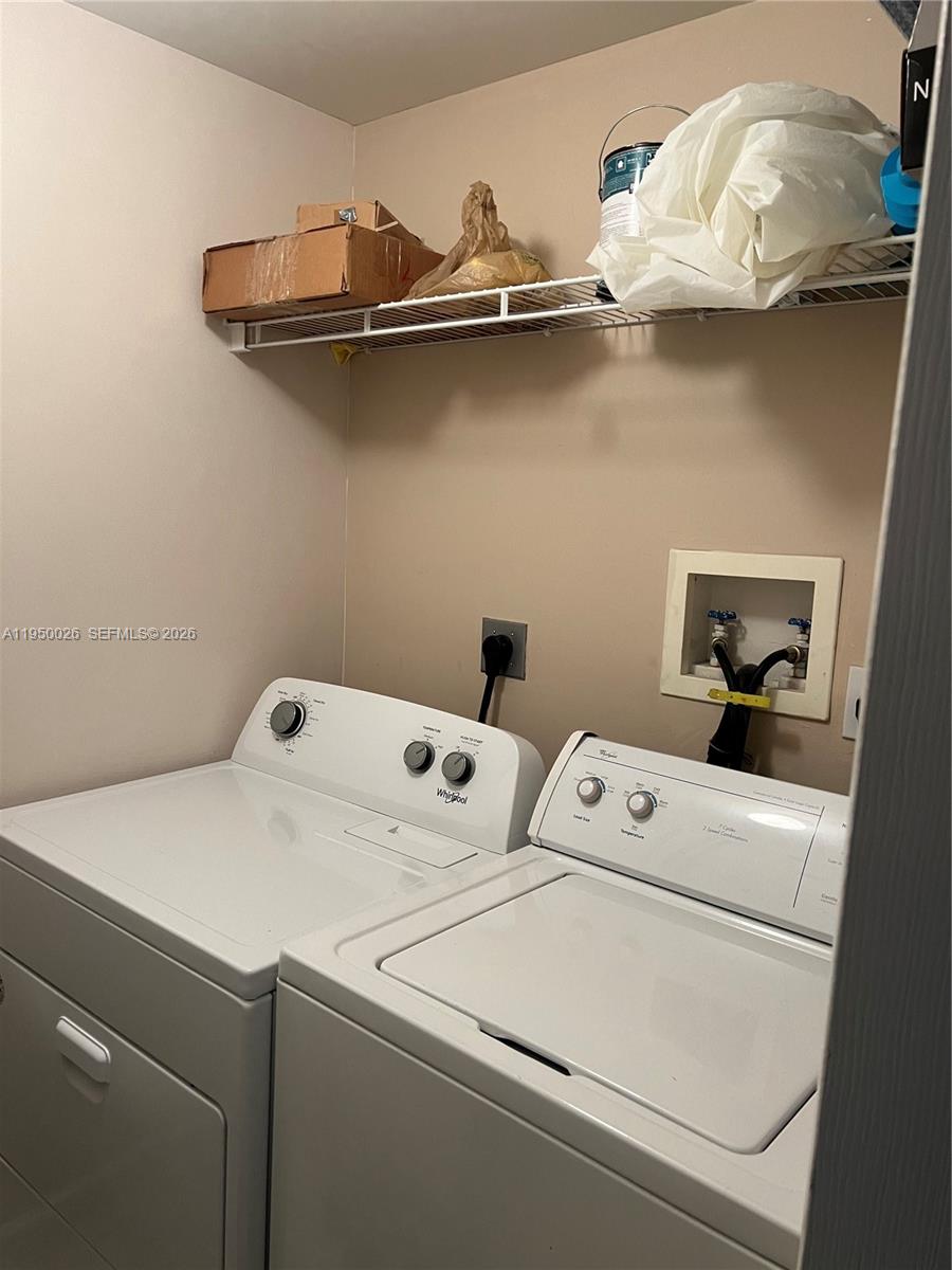 17150 North Bay Road, Unit 2504 Sunny Isles Beach, FL 33160 - Photo 35 of 82