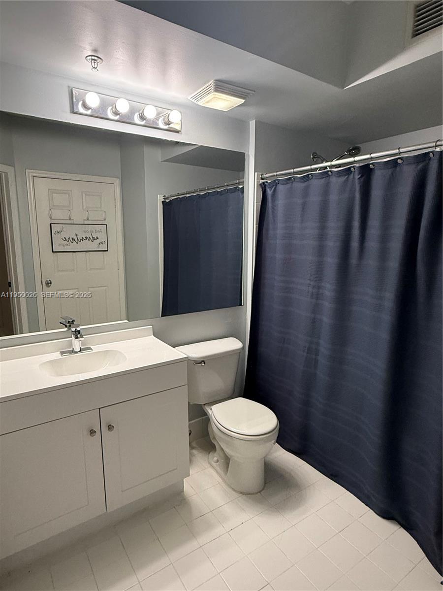 17150 North Bay Road, Unit 2504 Sunny Isles Beach, FL 33160 - Photo 42 of 82