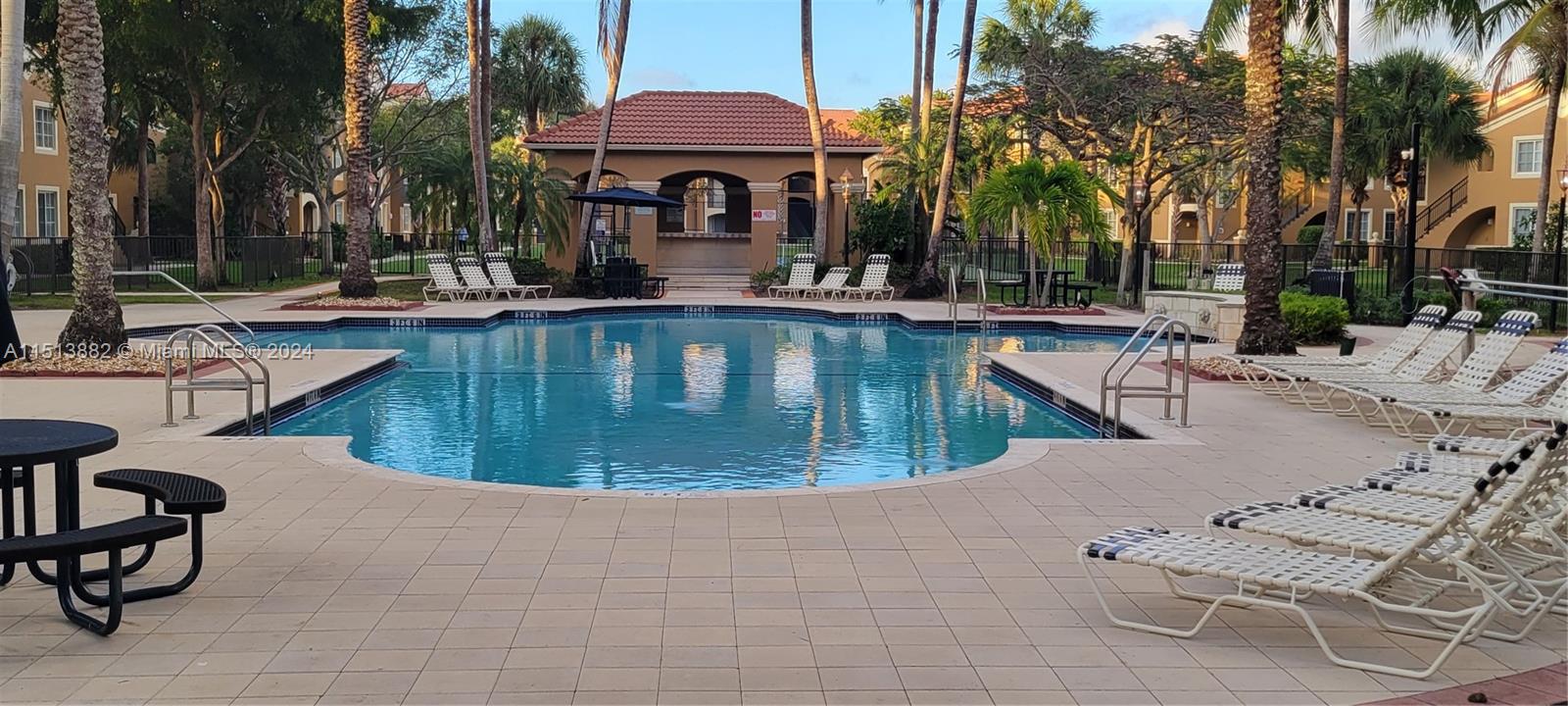 8020 North Nob Hill Road, Unit 306 Tamarac, FL 33321 - Photo 8 of 20 Gallery Image 8