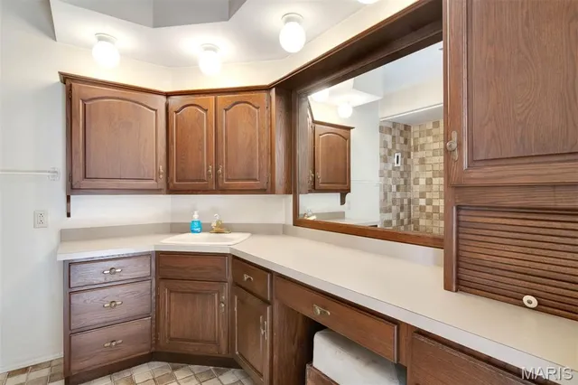 $345,000 | 10675 Buckingham Court, Breese, IL 62230