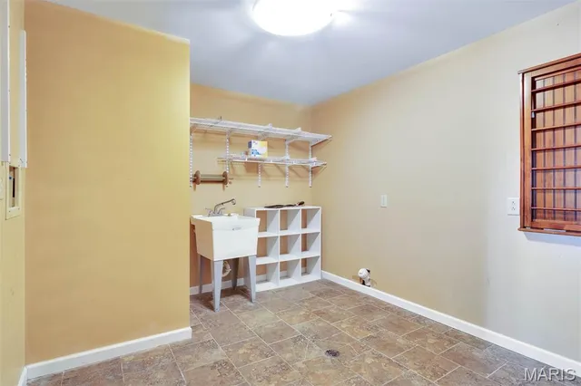 $345,000 | 10675 Buckingham Court, Breese, IL 62230