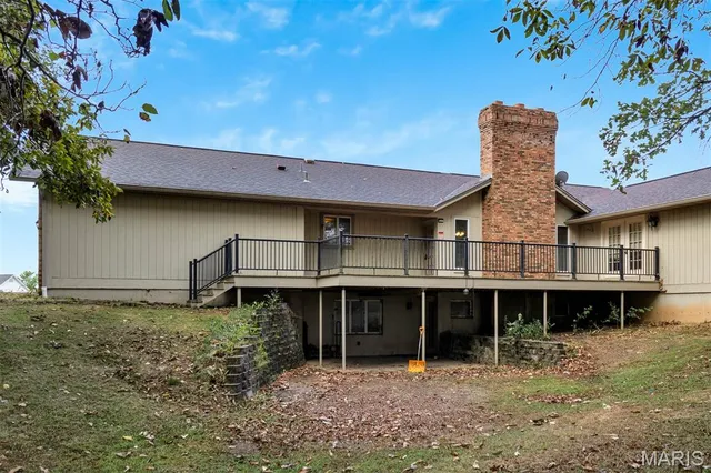 $345,000 | 10675 Buckingham Court, Breese, IL 62230