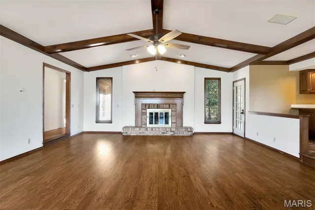 $345,000 | 10675 Buckingham Court, Breese, IL 62230