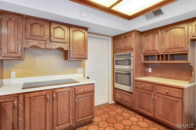 $345,000 | 10675 Buckingham Court, Breese, IL 62230