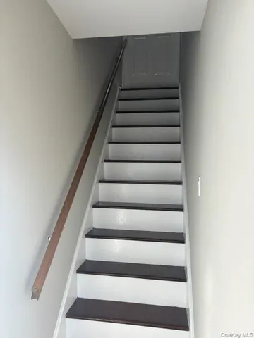 $2,600 | 204 Vanderbilt Avenue, Brentwood, NY 11717