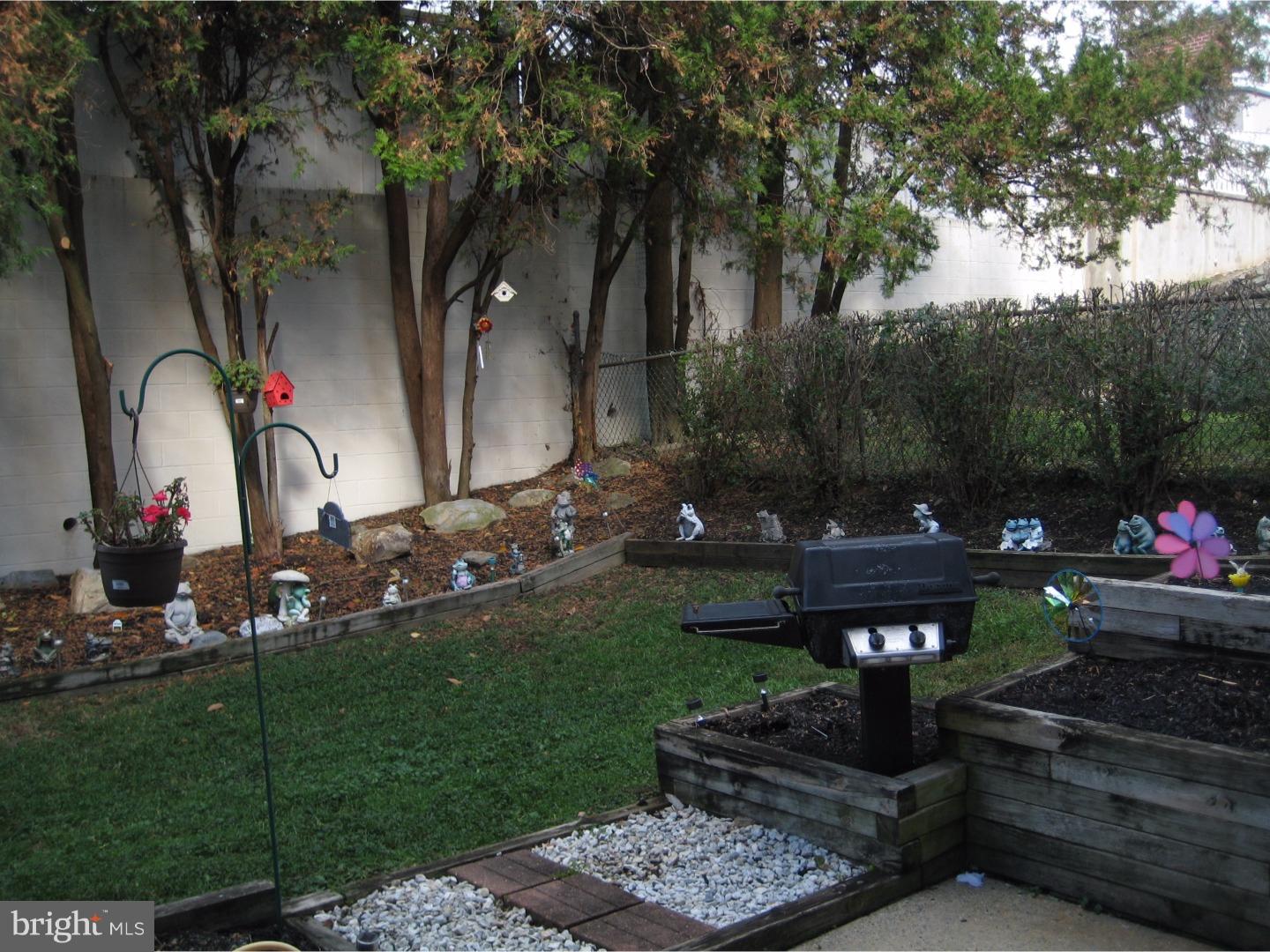 8514 Bridle Road Philadelphia, PA 19111 - Photo 23 of 23 Back Yard