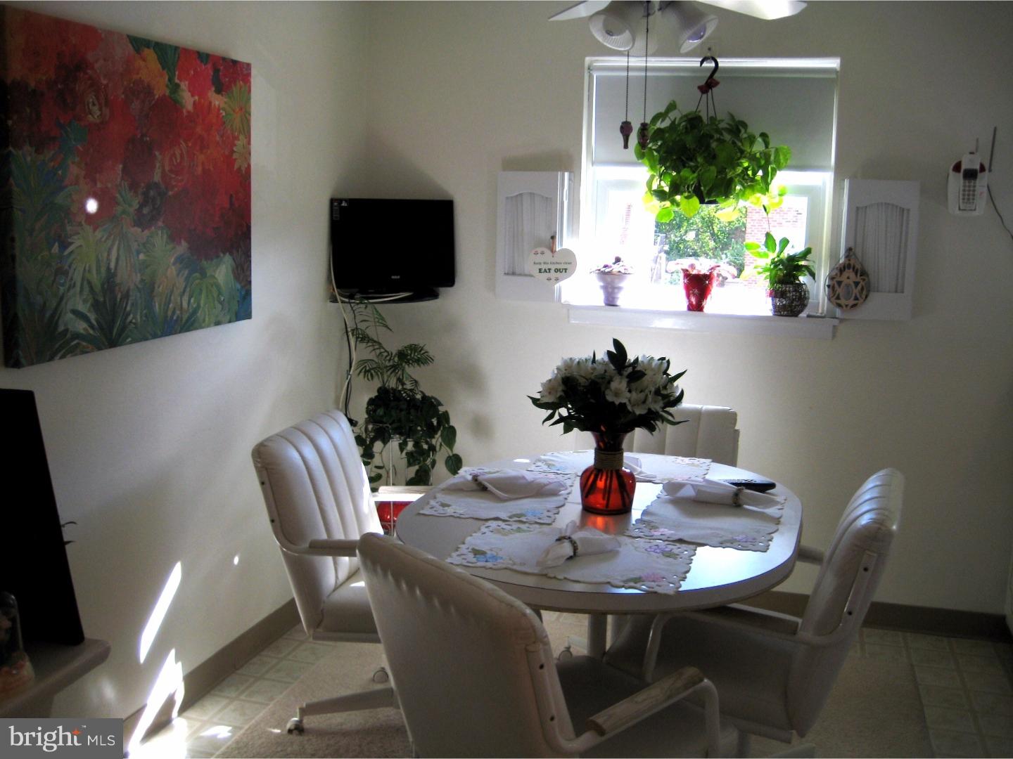 8514 Bridle Road Philadelphia, PA 19111 - Photo 8 of 23 Breakfast Room