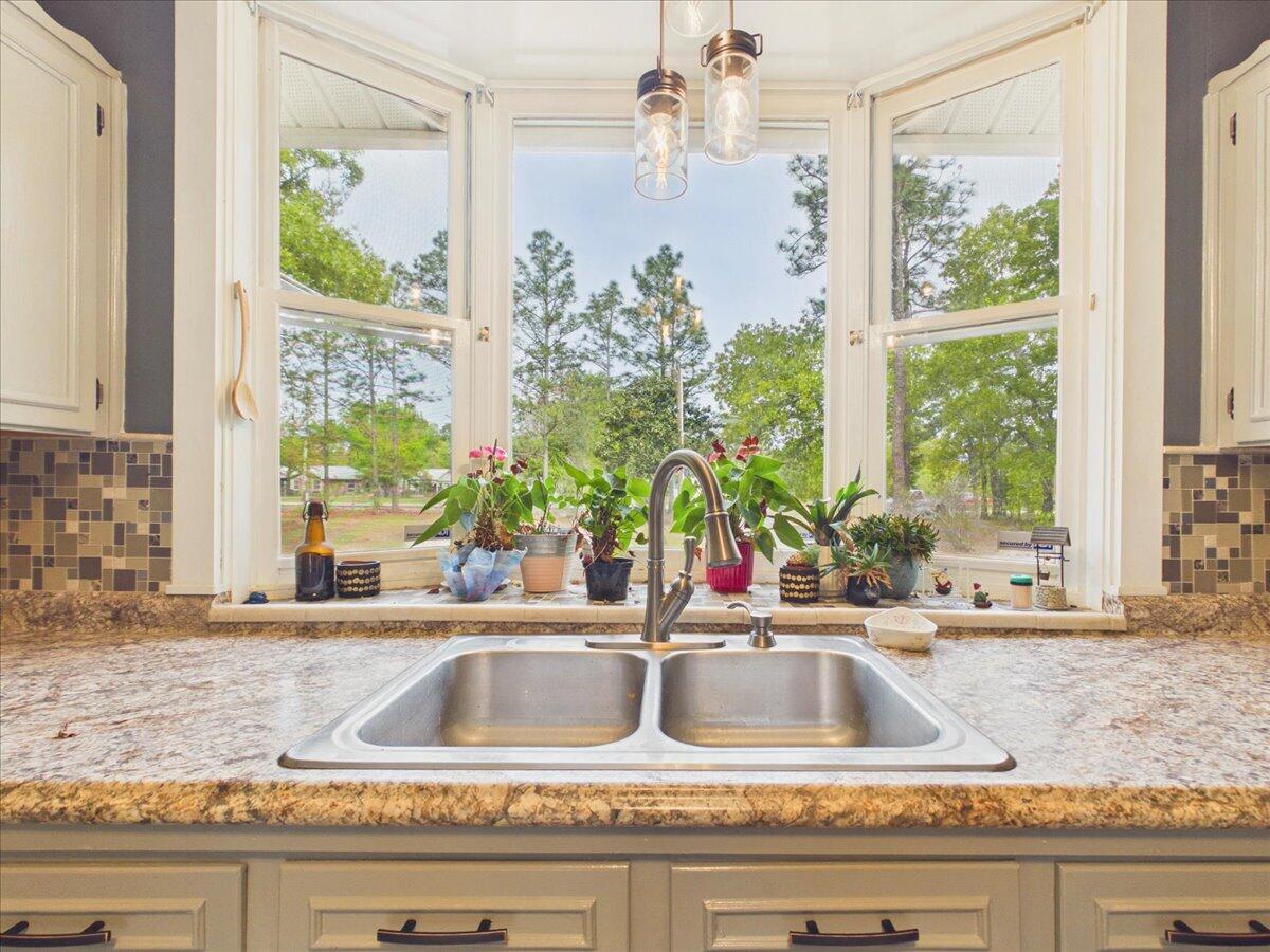1532 Wire Road Aiken, SC 29805 - Photo 11 of 51