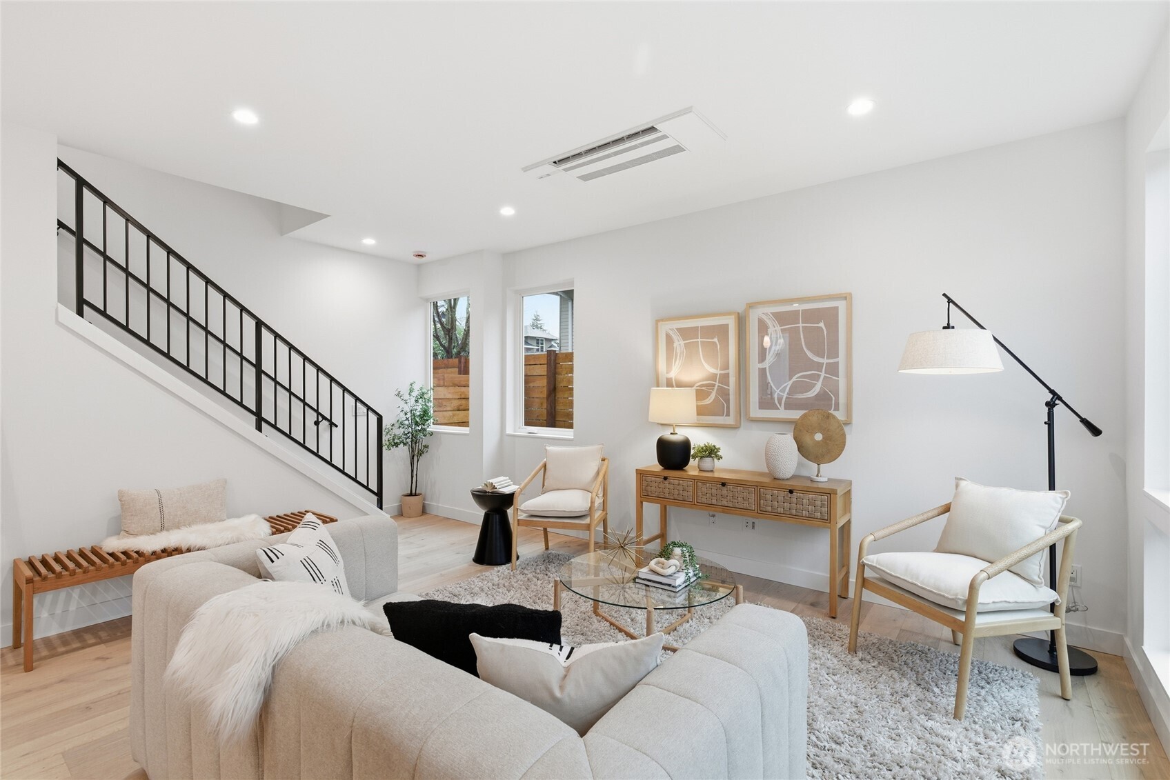 6515 19th Avenue Northwest Seattle, WA 98117 - Photo 12 of 33