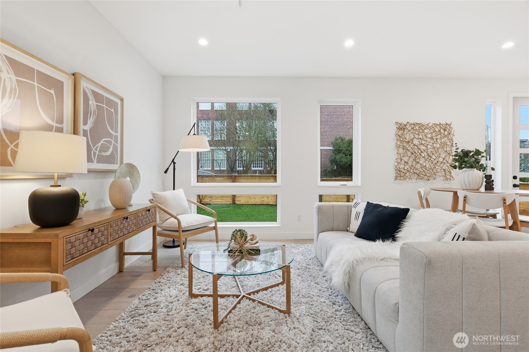 6515 19th Avenue Northwest Seattle, WA 98117 - Photo 9 of 33