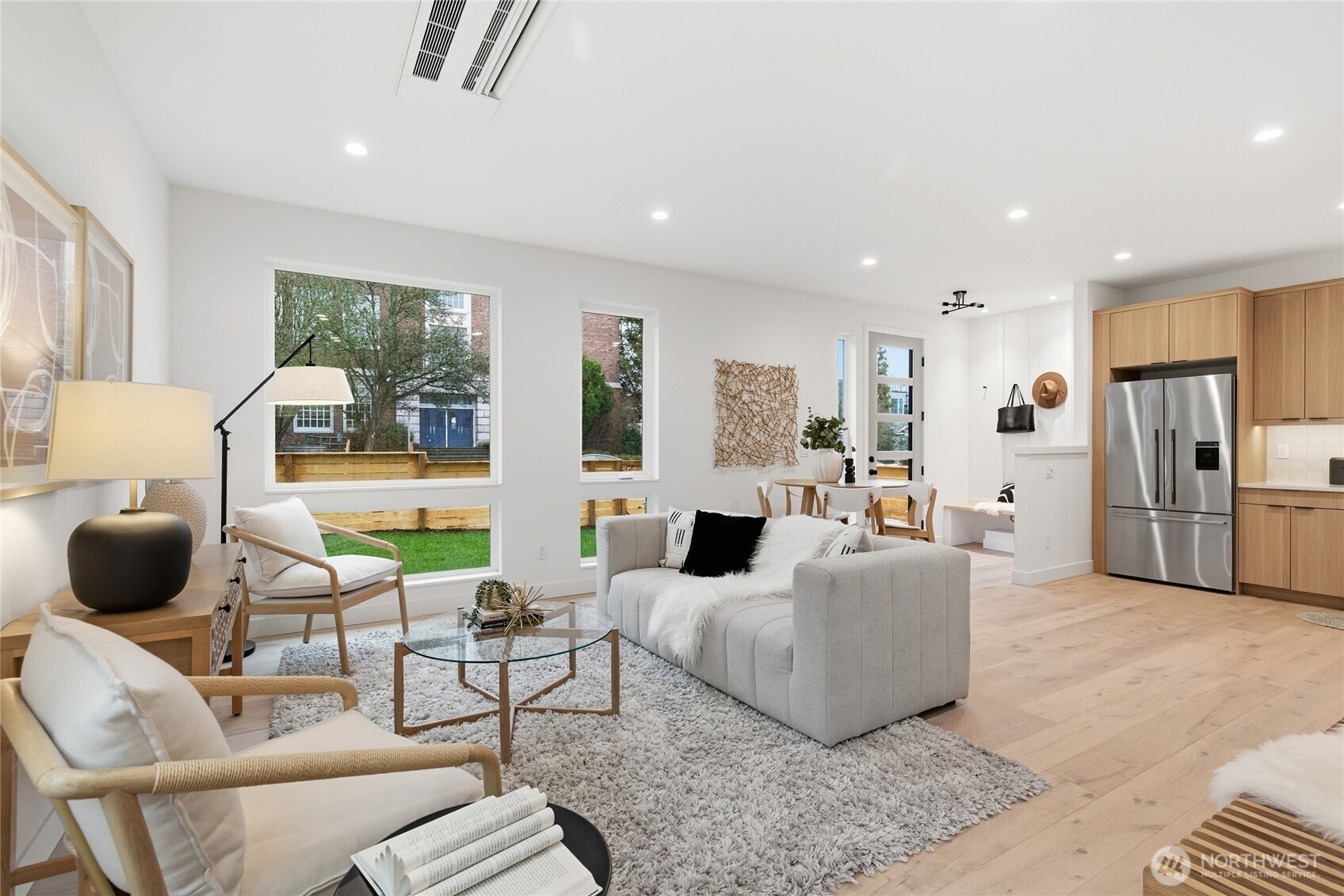 6515 19th Avenue Northwest Seattle, WA 98117 - Photo 10 of 33