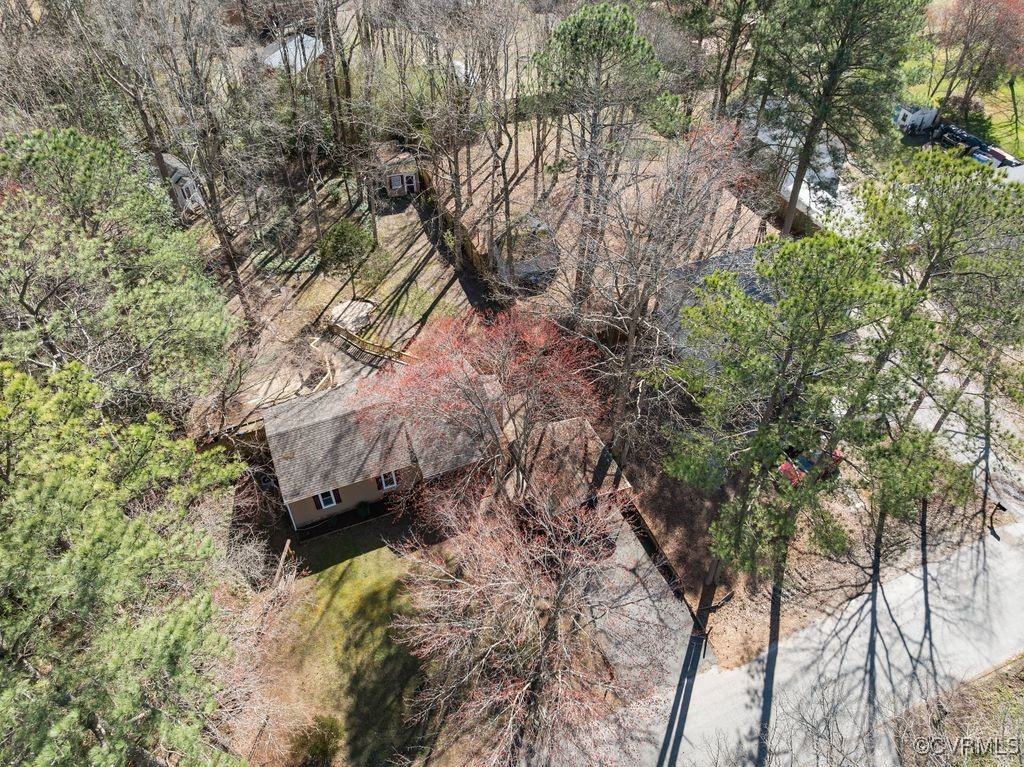 11041 Moravia Road Midlothian, VA 23112 - Photo 34 of 38 a view of outdoor space and yard