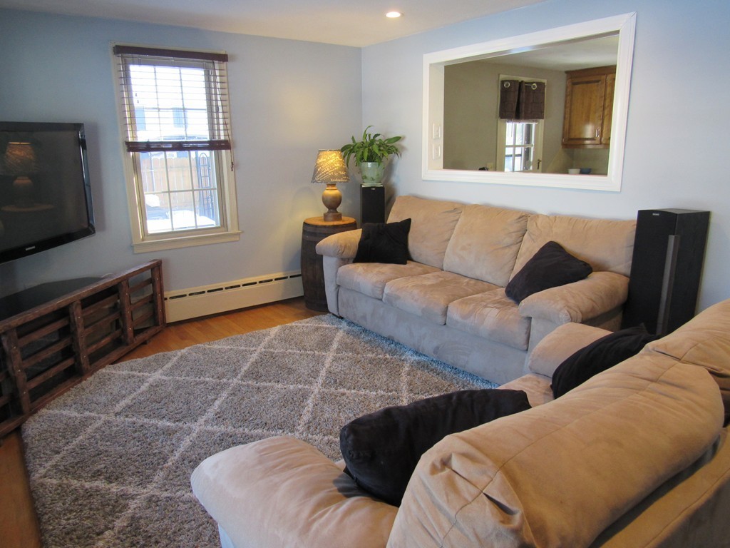 90 Bolton Street Springfield, MA 01119 - Photo 4 of 28