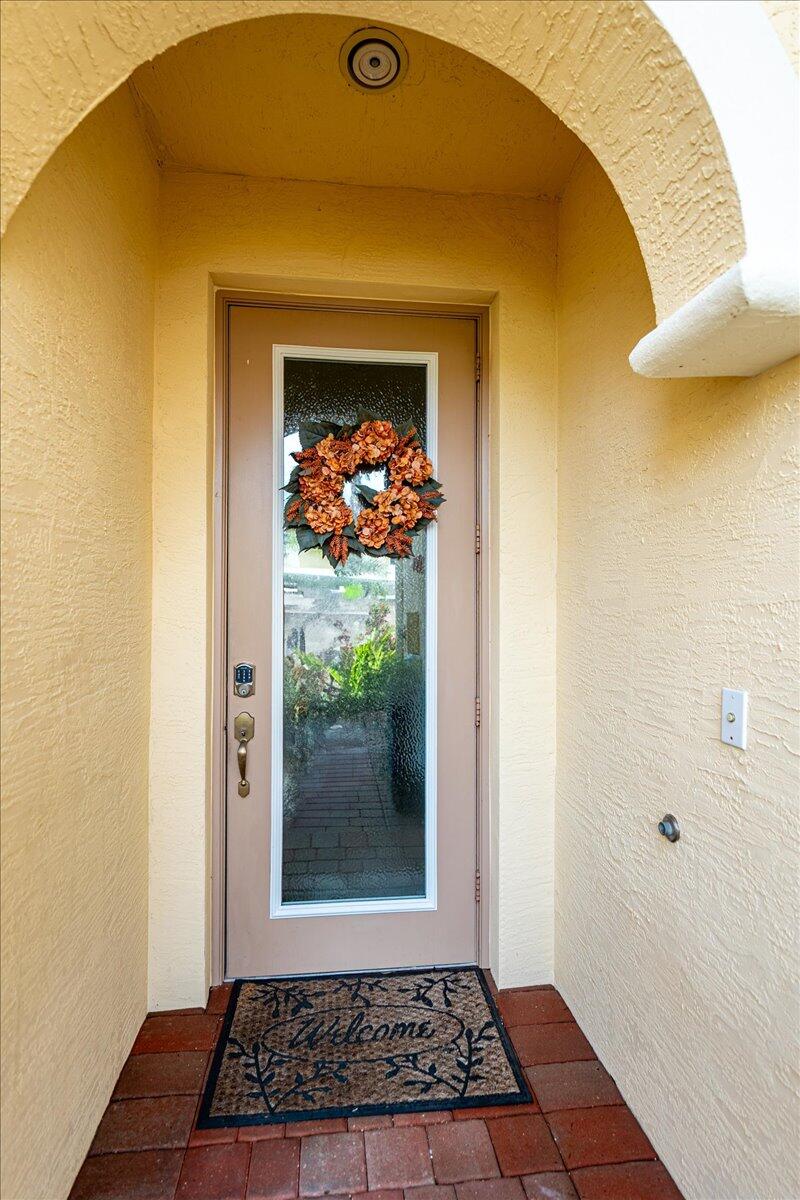 9686 Southwest Purple Martin Way Stuart, FL 34997 - Photo 4 of 38 04-DSC8795