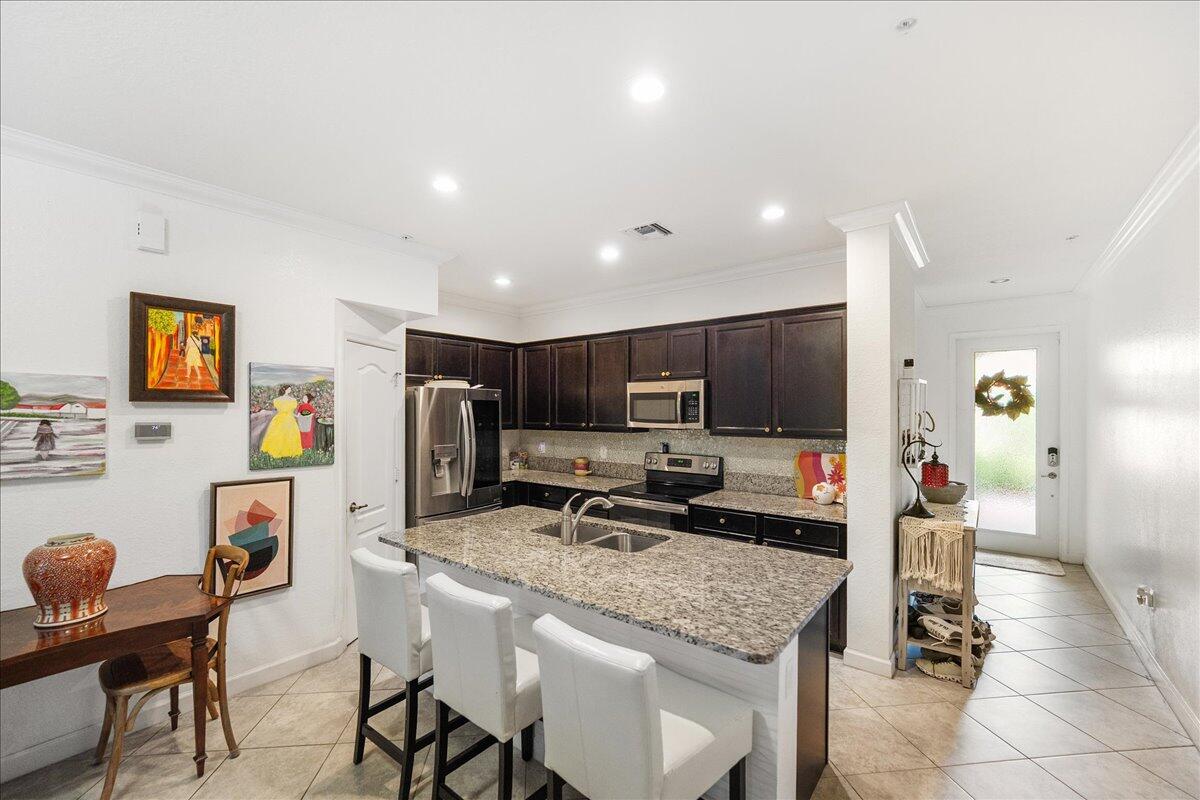 9686 Southwest Purple Martin Way Stuart, FL 34997 - Photo 5 of 38 09-DSC8803