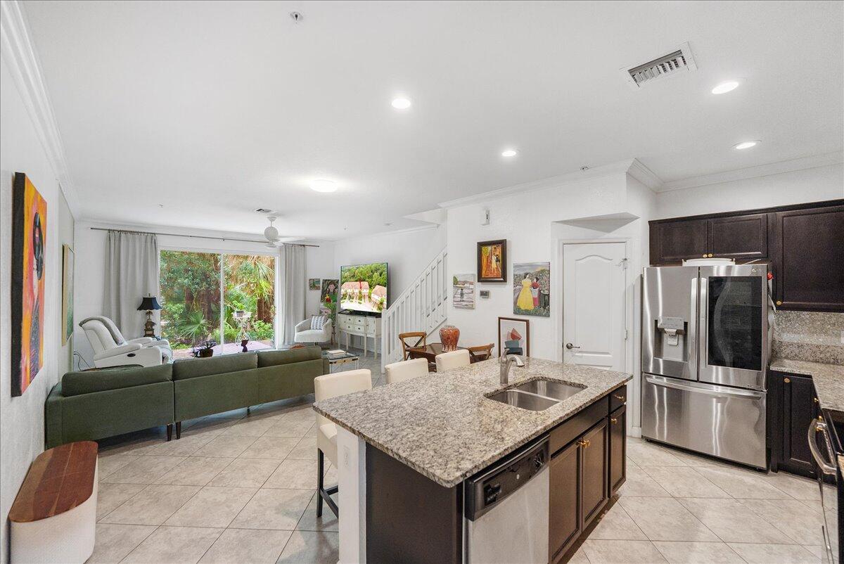 9686 Southwest Purple Martin Way Stuart, FL 34997 - Photo 6 of 38 07-DSC8799