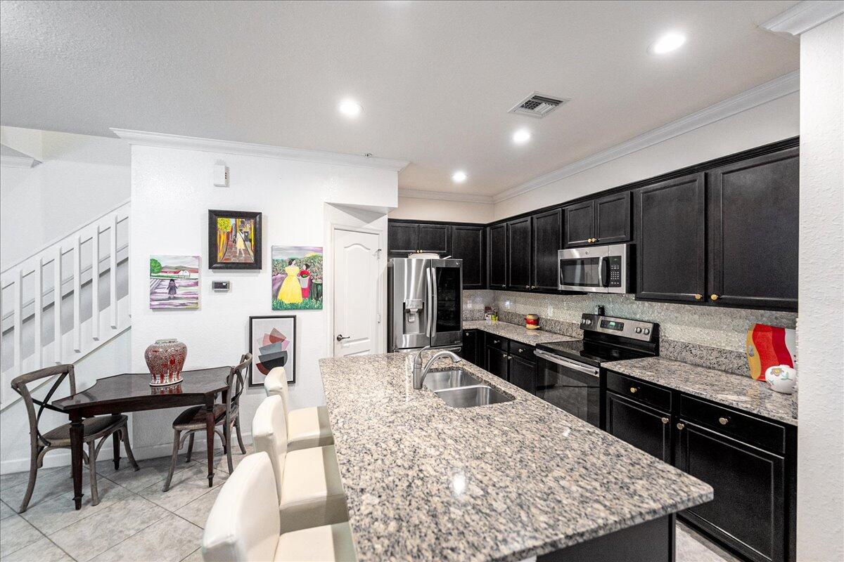 9686 Southwest Purple Martin Way Stuart, FL 34997 - Photo 7 of 38 08-DSC8801