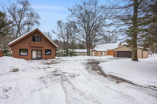 $349,900 | 8370 West Sea Pine Drive, Mears, MI 49436