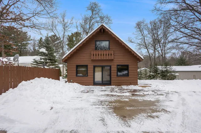 $349,900 | 8370 West Sea Pine Drive, Mears, MI 49436
