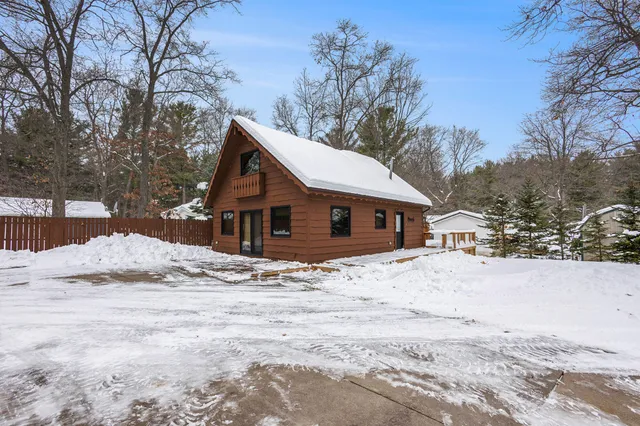$349,900 | 8370 West Sea Pine Drive, Mears, MI 49436