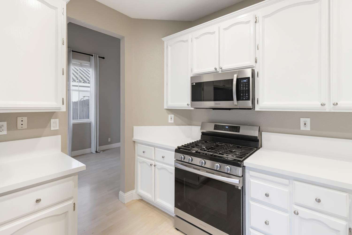 1080 Rudgwick Drive Roseville, CA 95747 - Photo 16 of 68