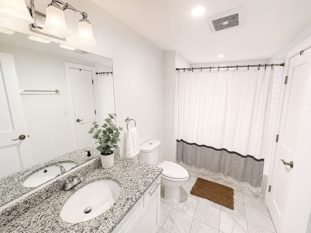 154 Gold Street, Unit 1 Boston, MA 02127 - Photo 10 of 14