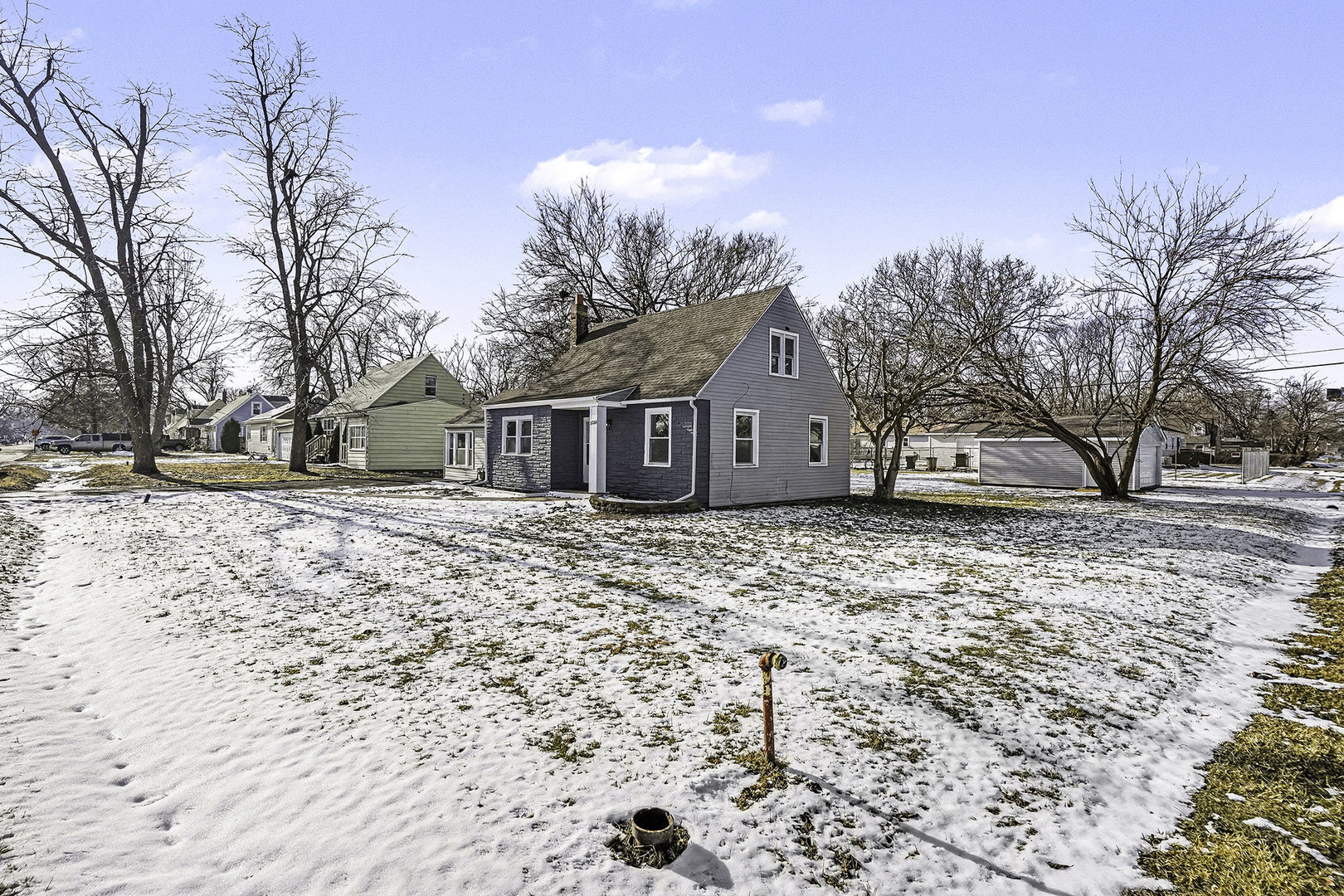 15700 Turner Avenue Markham, IL 60428 - Photo 2 of 15 a view of house with a outdoor space