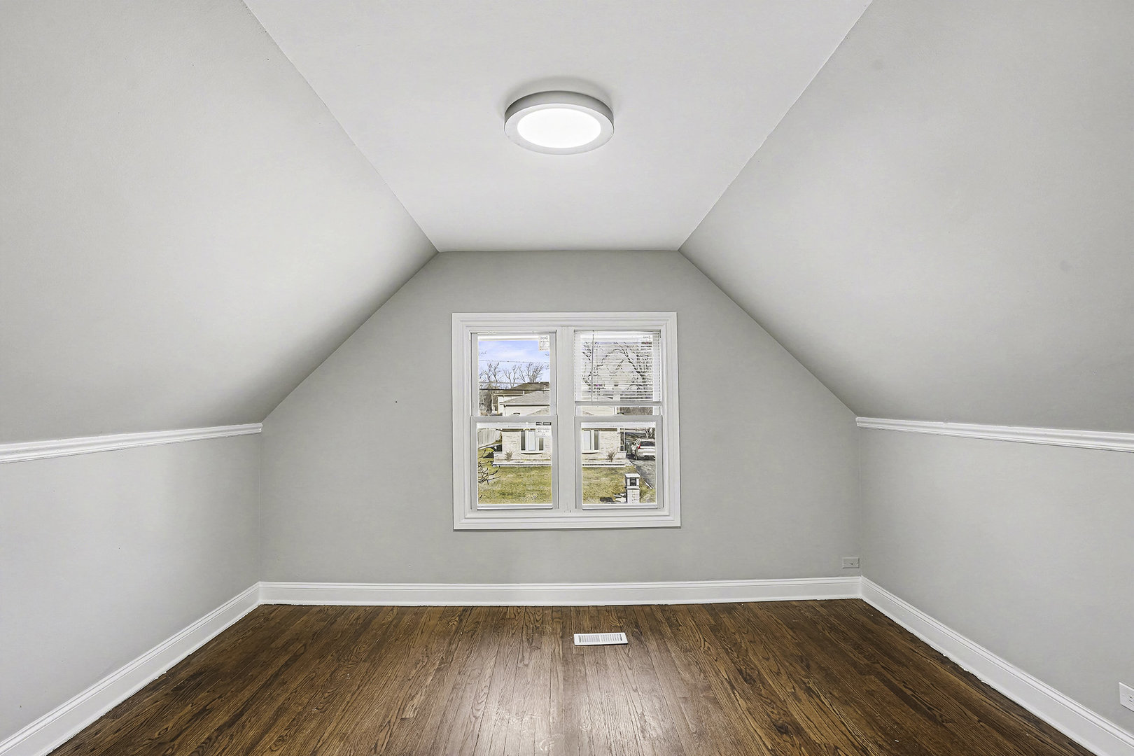 15700 Turner Avenue Markham, IL 60428 - Photo 9 of 15 an empty room with windows