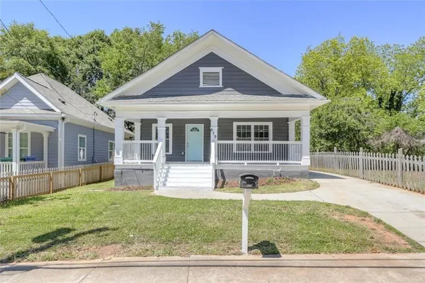 $2,195 | 679 Jones Avenue Northwest, Atlanta, GA 30314