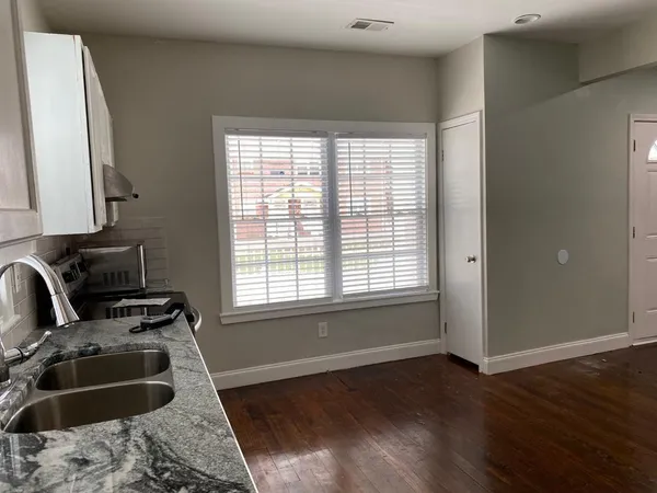 $2,195 | 679 Jones Avenue Northwest, Atlanta, GA 30314