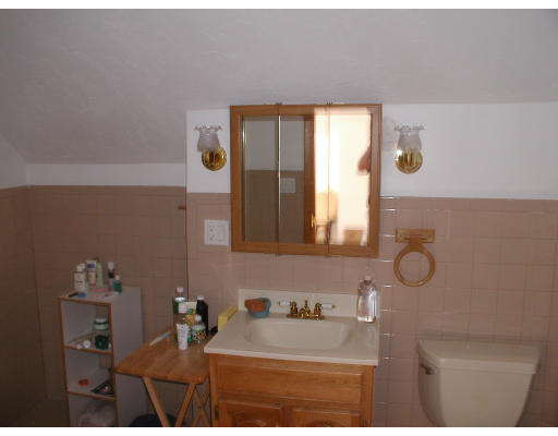 11 Wheelwright Road, Unit 11 Medford, MA 02155 - Photo 9 of 17 Gallery Image 9
